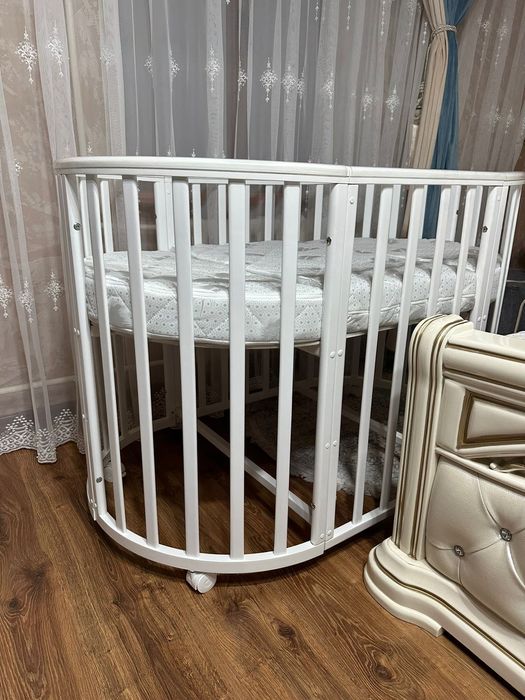 Продам детскую кровать с матрасом