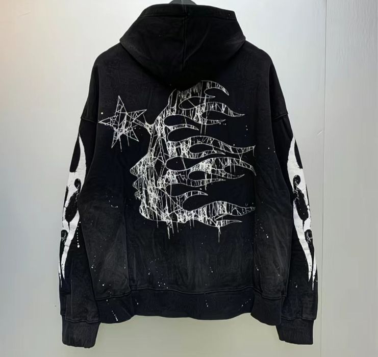 Продам Зипку hellstar оригинал