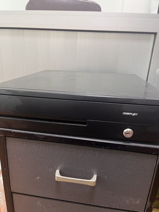 Продам денежный ящик posiflex