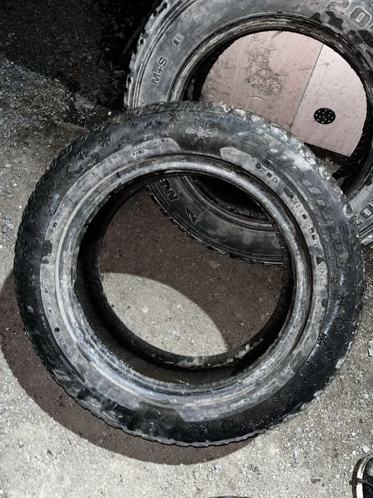 Продам шины зимние шины