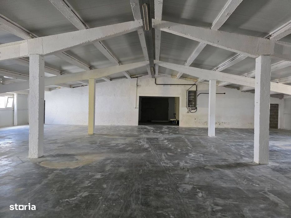 Hală De Vânzare În Palota , Teren 1.568 Mp ,Acces  Vehicule Grele