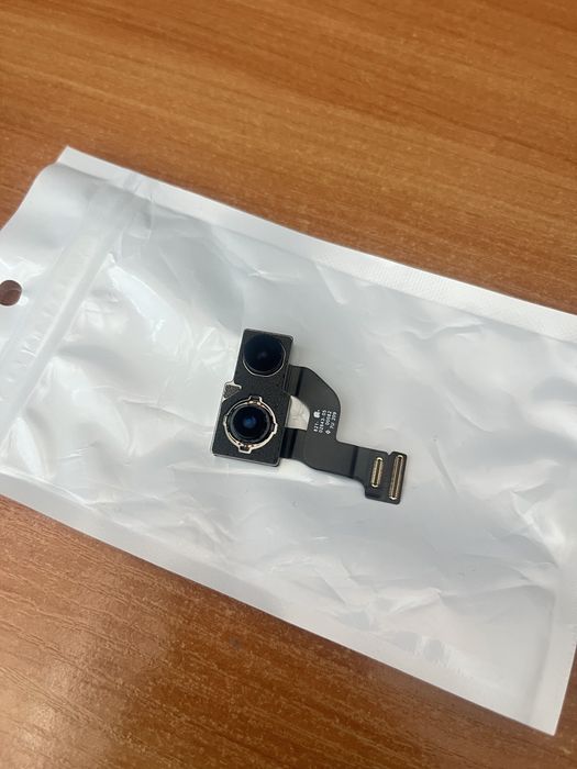 Камера за iPhone 12 част