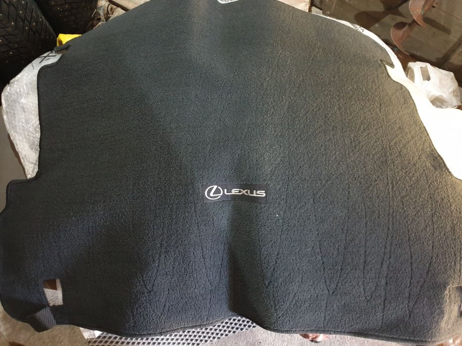 Продам коврики ворсовые Lexus gx 460