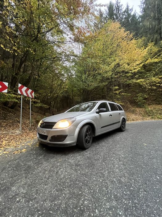 Opel Astra H 1.9 CDTI