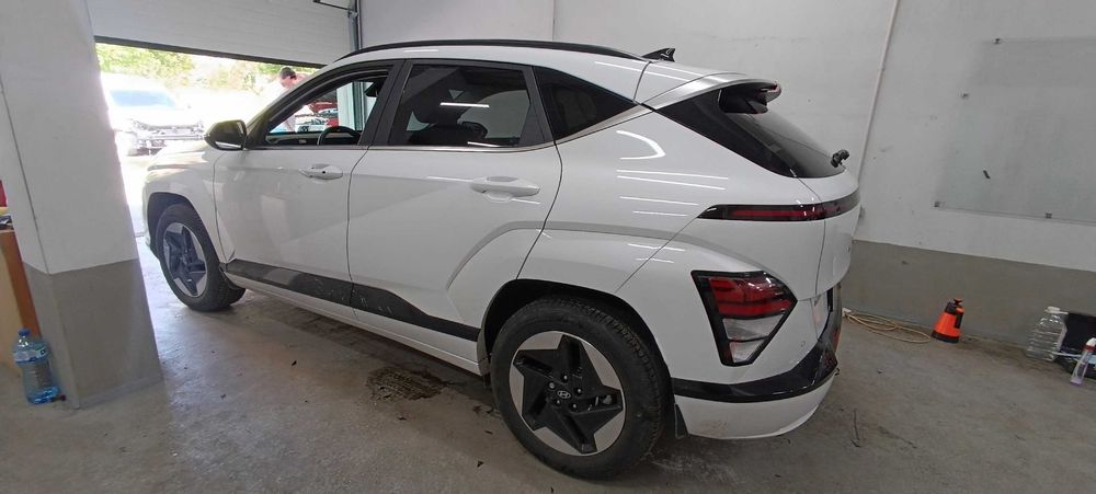 Затъмняване на стъкла, полиране на фарове, защитно фолио