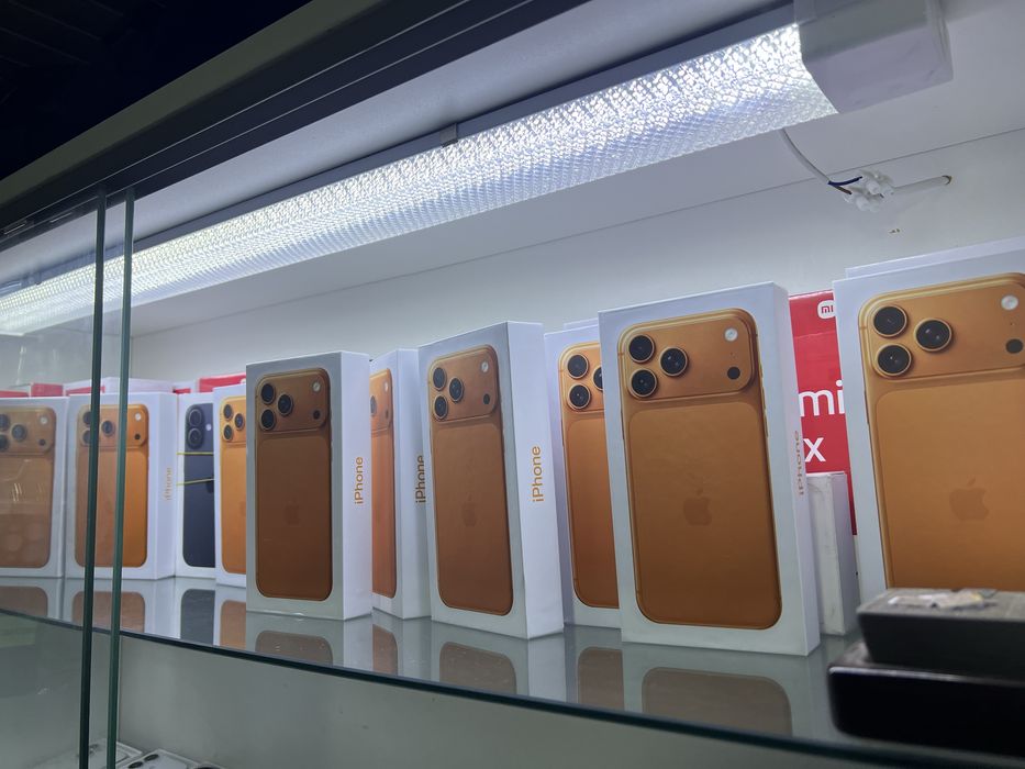 Iphone 17 Pro 128,256 XR корпусе