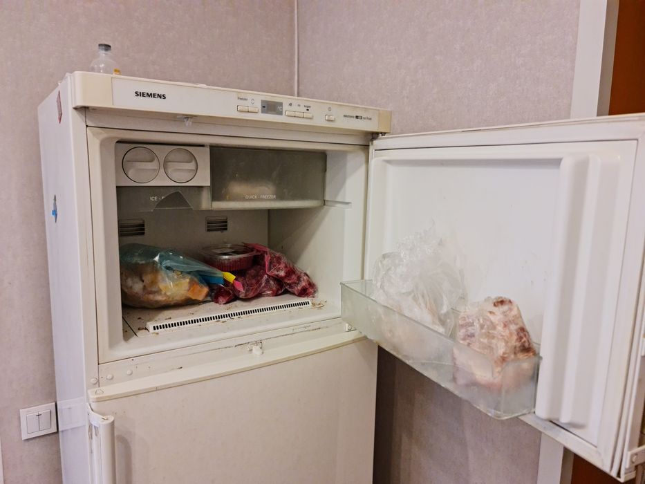 Продам холодильник Siemens