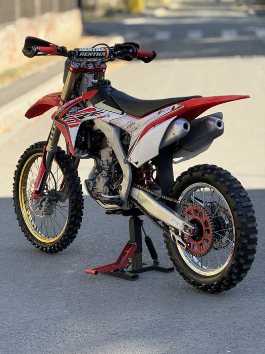 Vând Honda CRF 250R 2017 Impecabil/Injecție/Mape!3250€neg!