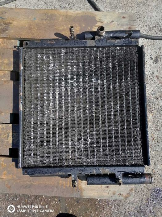 Vand Radiator racire ulei hidraulic si ulei transmisie Fermec 860