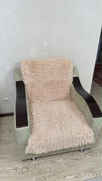 Диванный уголок в гостиную