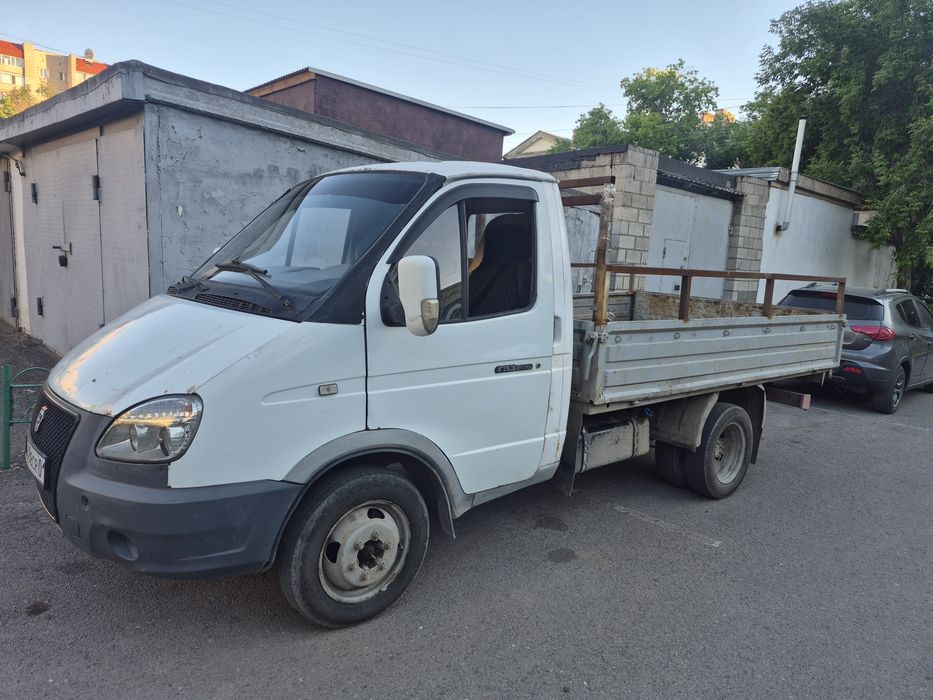 Продам газель бортовои