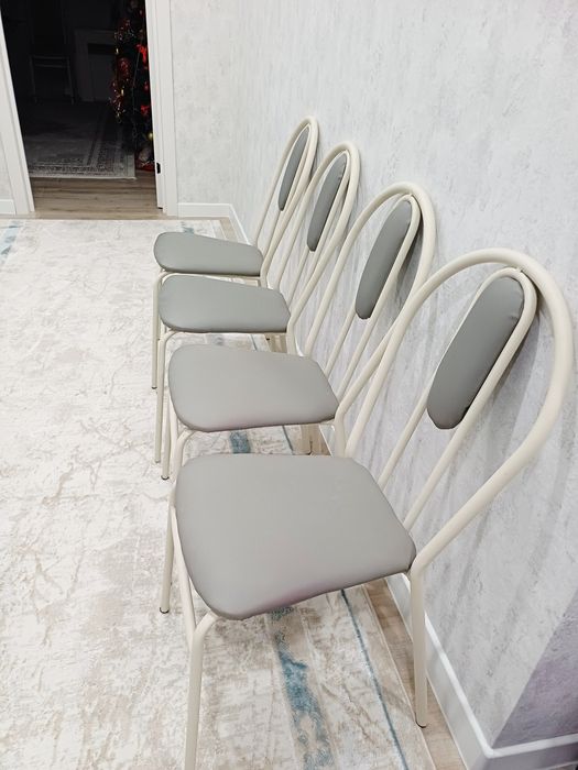 Стулья за 3000 т каждая