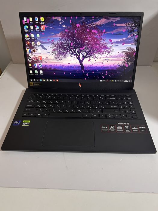 Acer Nitro V15 Озу:16gb  Ssd:512gb