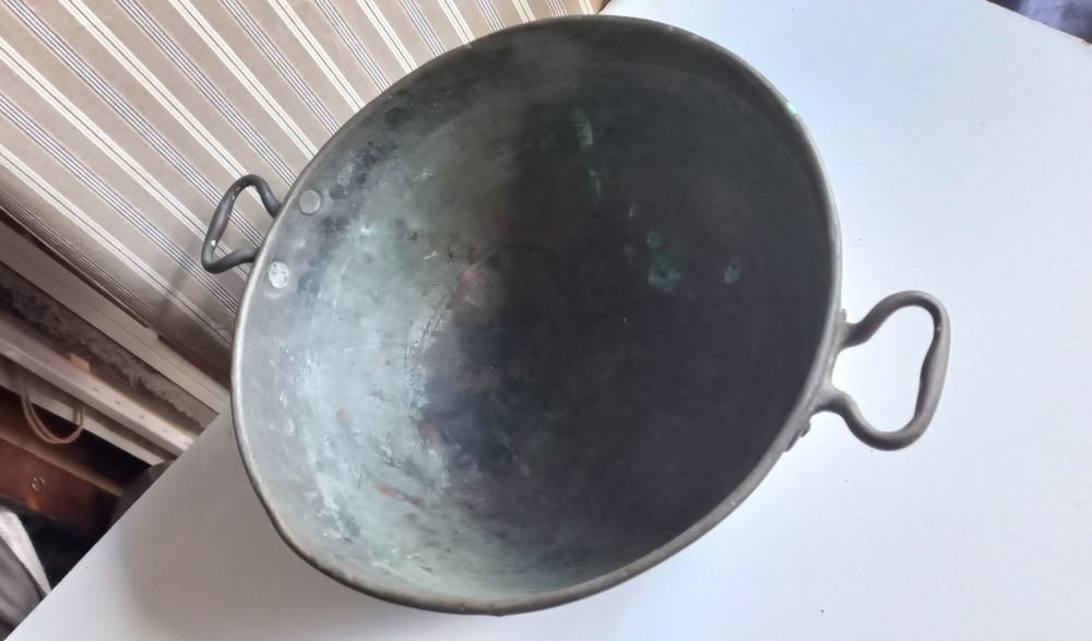 Ceaun mare  vintage din cupru