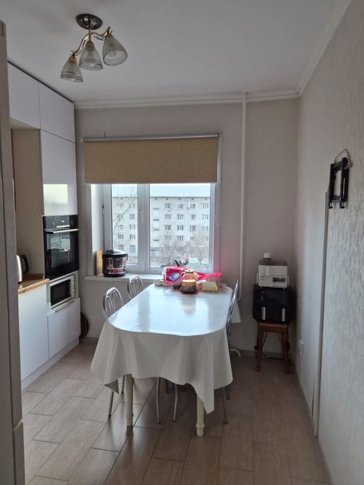 Продам 4 кмн квартира