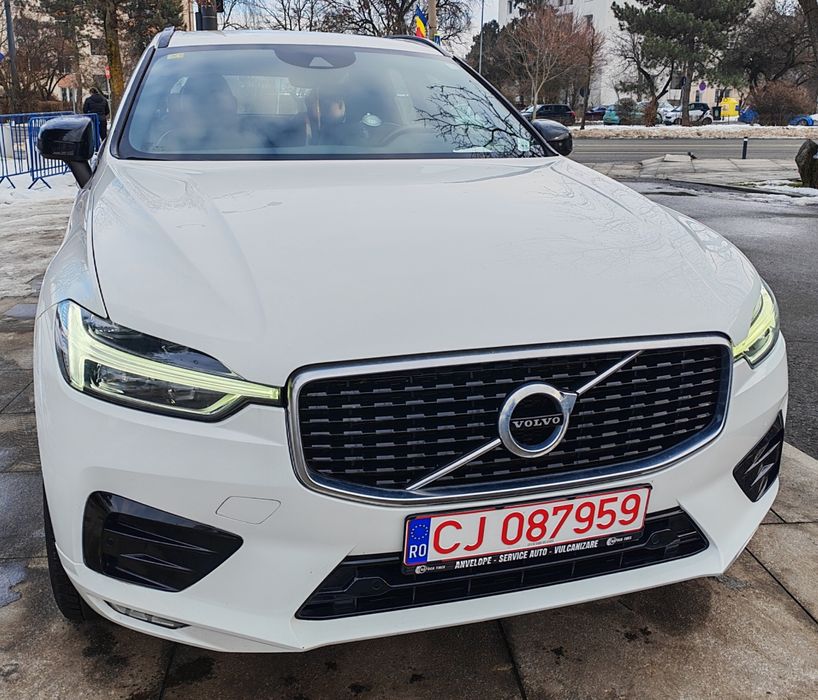 VOLVO XC 60 Diesel 4x4 B4 RAR efectuat R Design Shadow Line