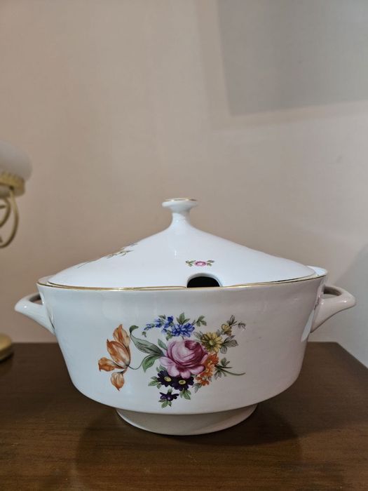 Супница мейсенский букет,мадонна Чехсловакия , GDR