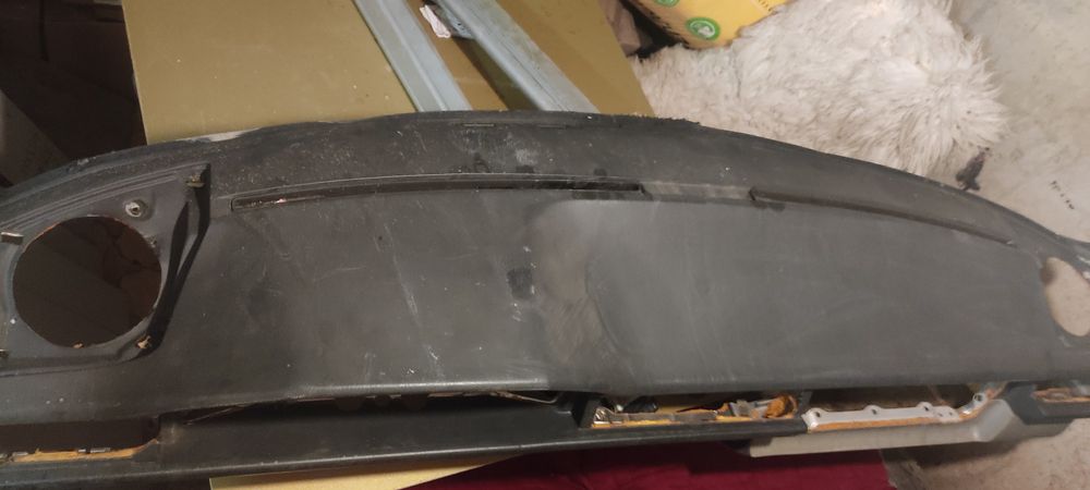 Панель Мерседес 124