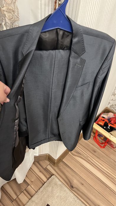 Продается костюм мужской 44-46