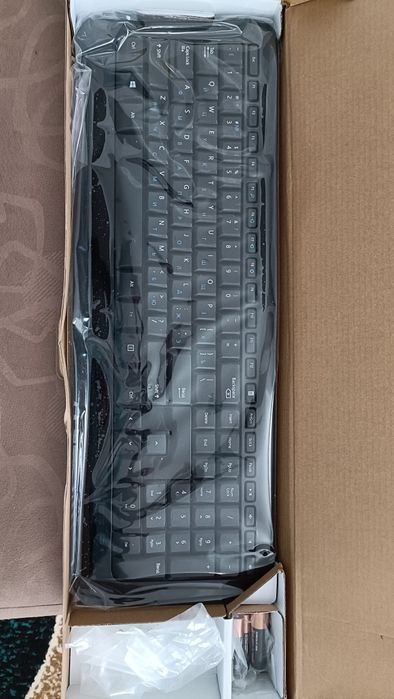 Продам клавиатуру