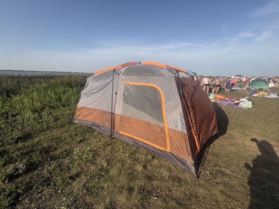 Кемпинговая палатка