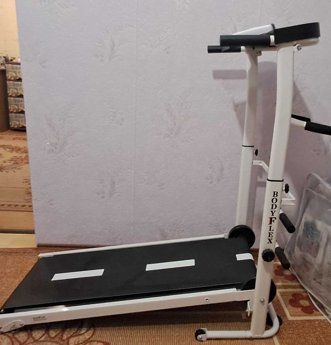 Механична бягаща машина