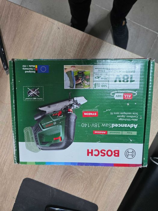 Fierastrau vertical fara fir Bosch Powertools AdvancedSaw 18V-140