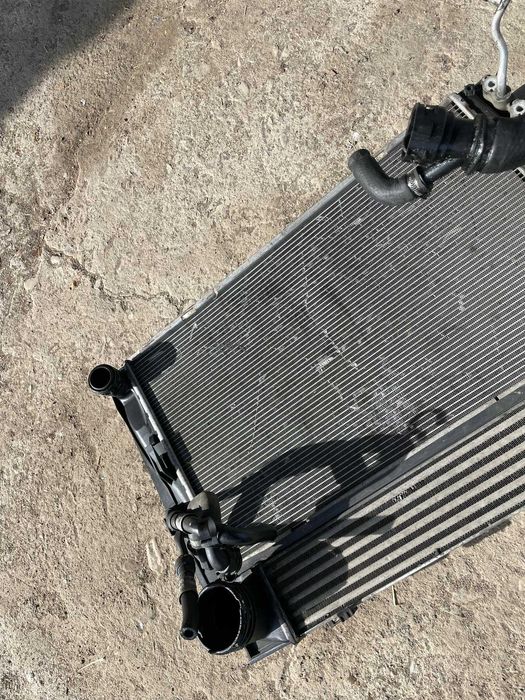 Пачка радиатор BMW E90 / E91 / E92