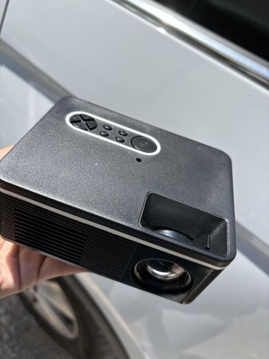 Проектор за домашно кино