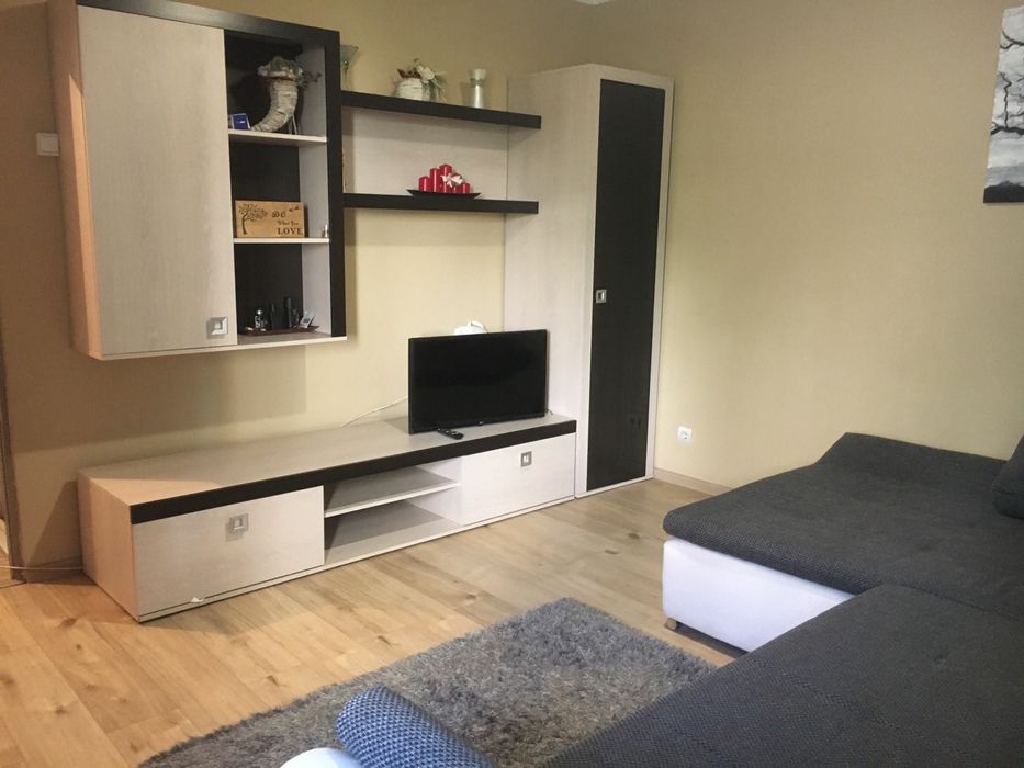 Inchiriez garsoniera tip D