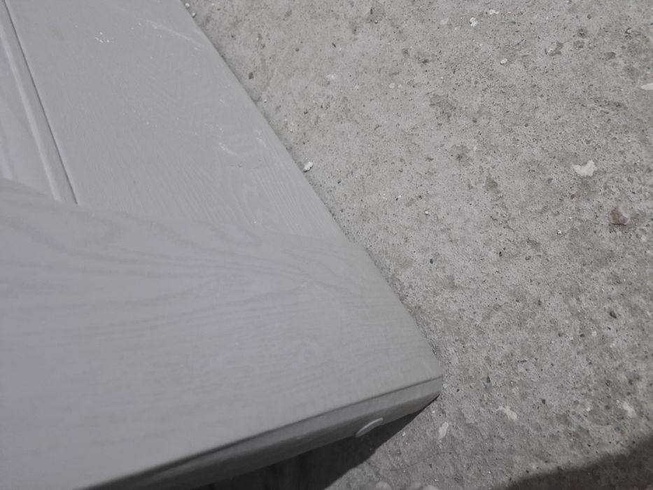 Продам новыу дверь