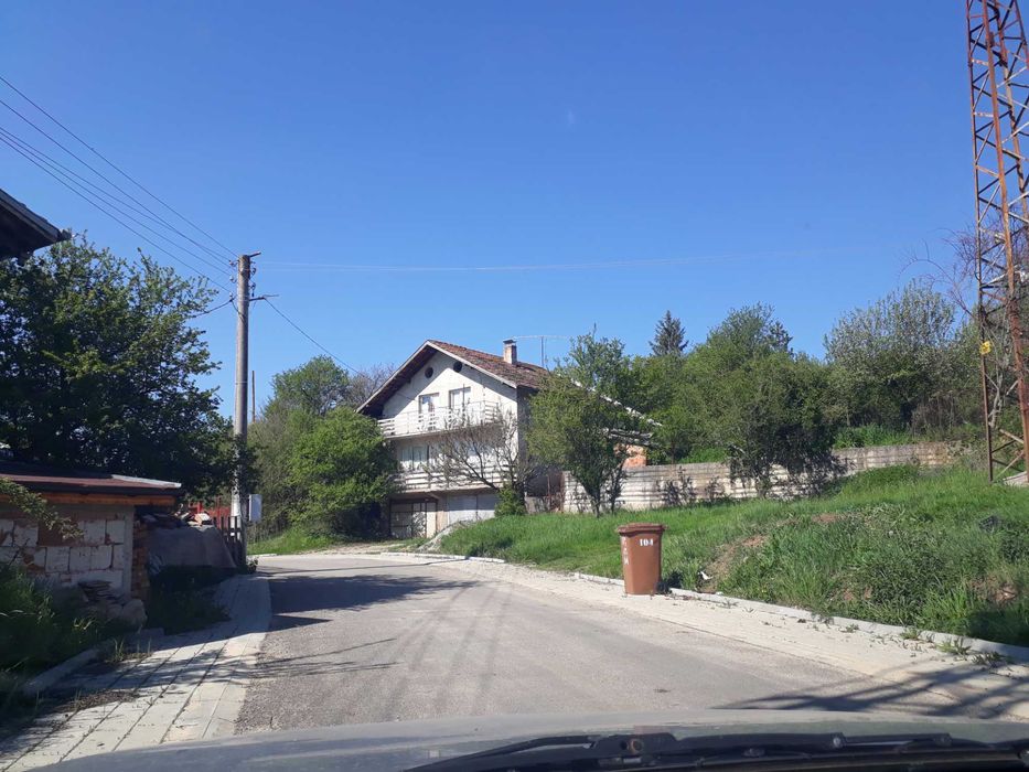 Къща/вила масивна