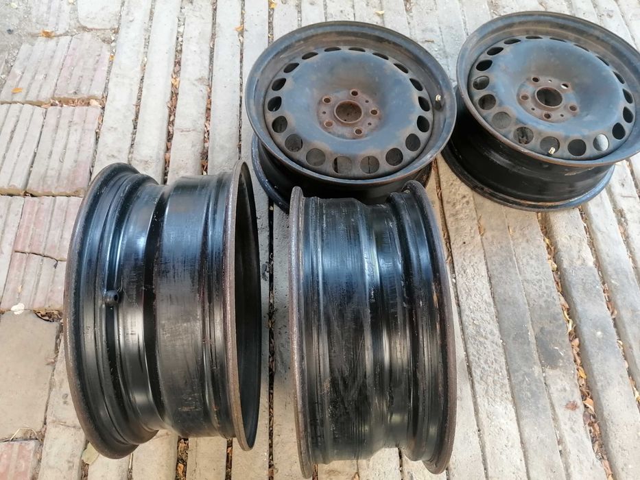 Железни Джанти 16" за гуми 215/65/16