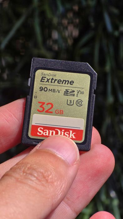 Карта памет SanDisk Extreme SDHC 32GB UHS-I U3 100MB/s - нова