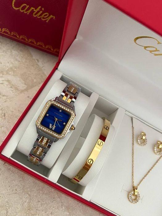 Комлект для девушки.Подарки девушкам.Часы девушке. Комплекты