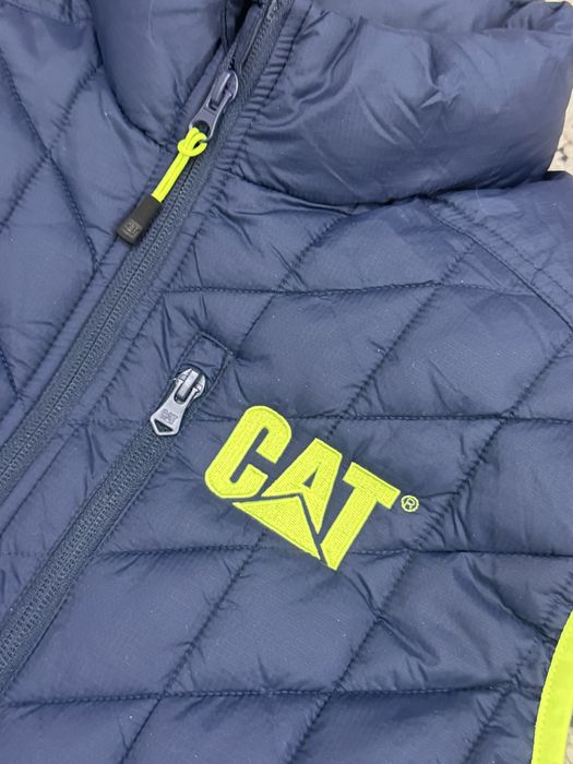 Мъжки елек CATERPILLAR . Размер XL