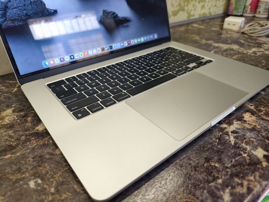 MacBook air 15 m2 идеал