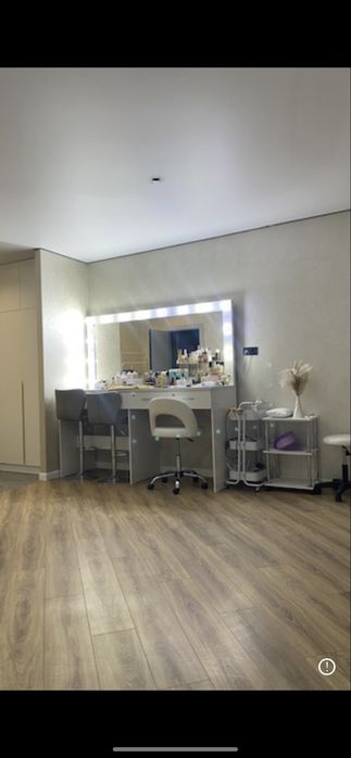 Продам кушетку и помощник