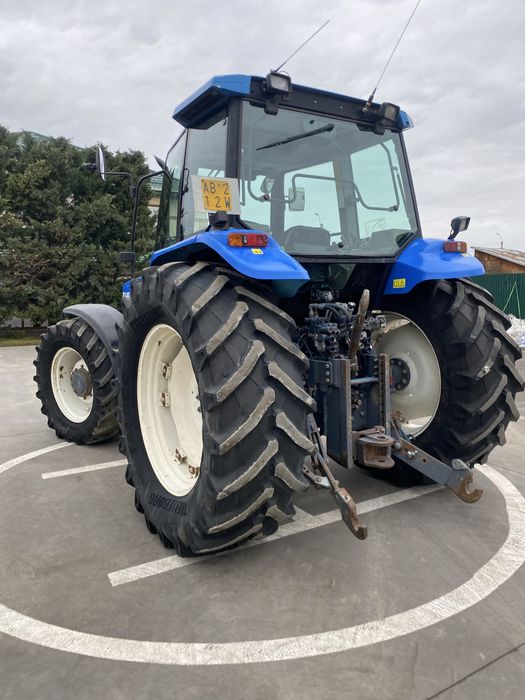 New Holland 8340