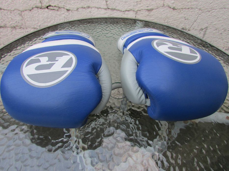 Боксови ръкавици Ringside Pro Training G1