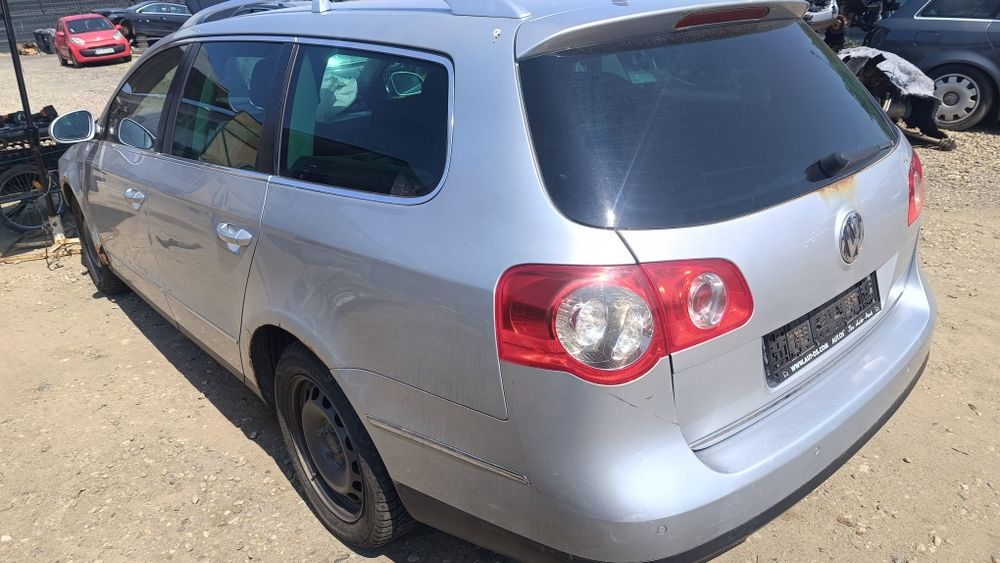 Piese motor cutie injectoare ușa haion interior caseta vw passat b6