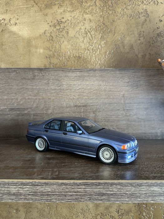 Колекционерски модел BMW Alpina B6 OttoMobile 1:18