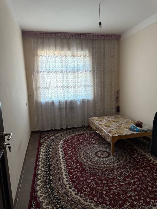 Уй сотилади срочна.