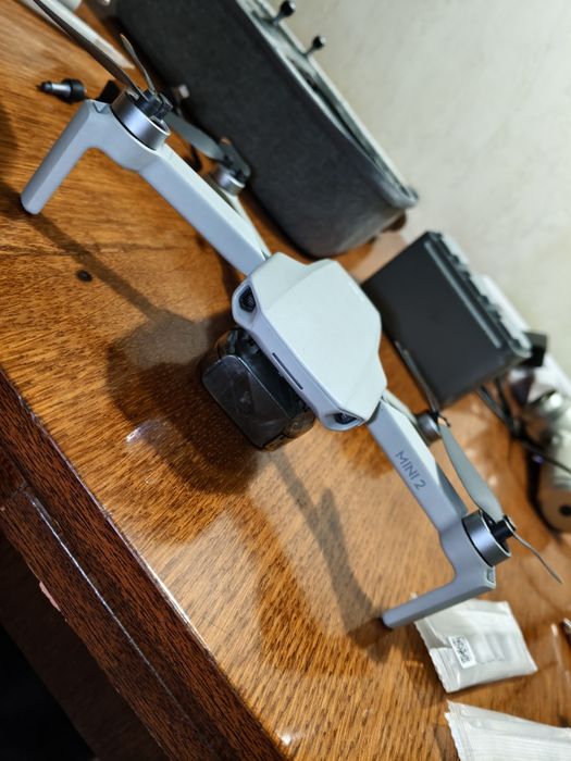 Продам дрон DJI Mini 2