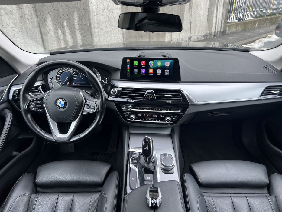 BMW G30//520D/Faruri LED/Distronic/Interior Comfort Seria7/KEY Display
