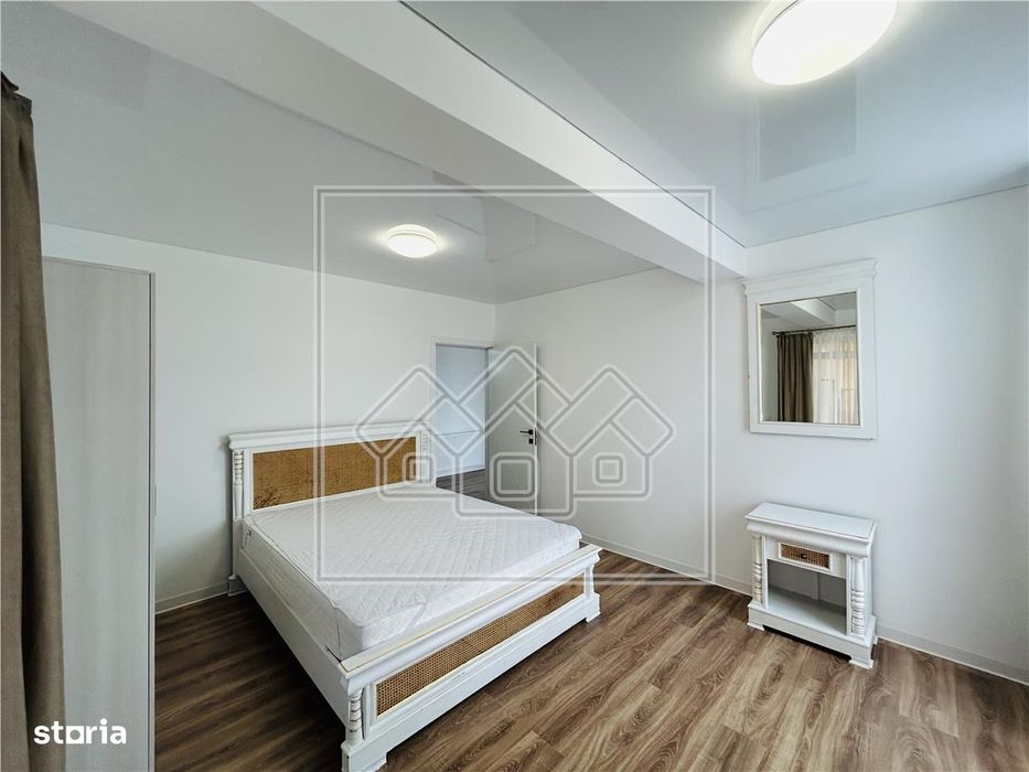 Casa tip duplex, 177 mp utili, 3 locuri de parcare - Selimbar