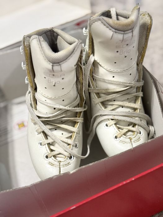 Коньки Edea Brio 215