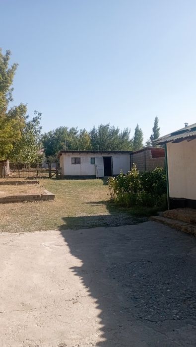 Уй сатылад срочноо