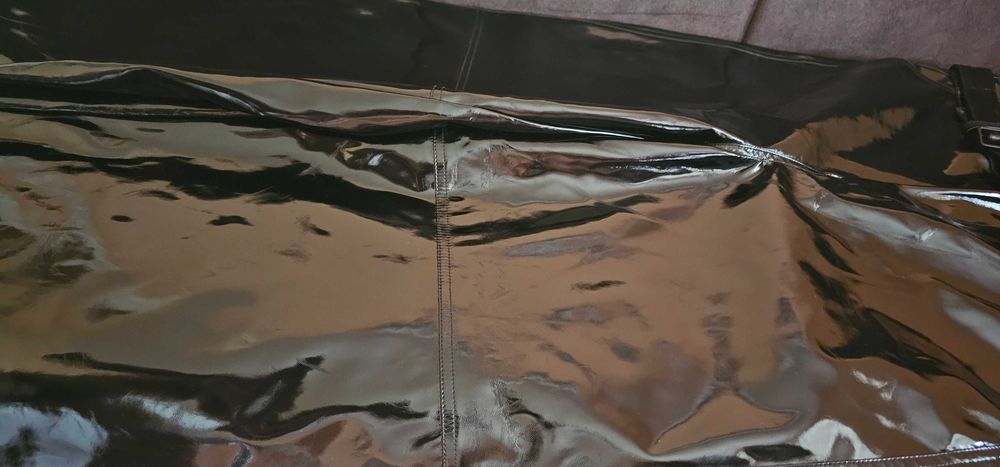 Нов лачен латексов панталон "Calvil Klein" "Келвин Клайн", размер L