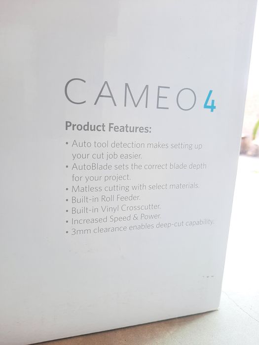 Режущий плоттер Silhouette Cameo 4 White Новый